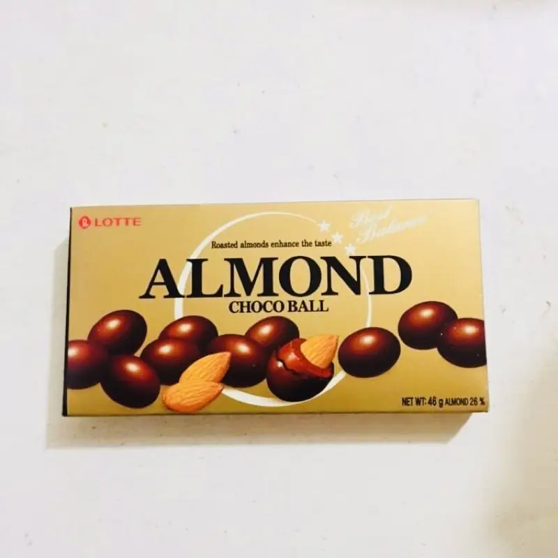 Lotte Almond Chocolate Ball (160ml)
